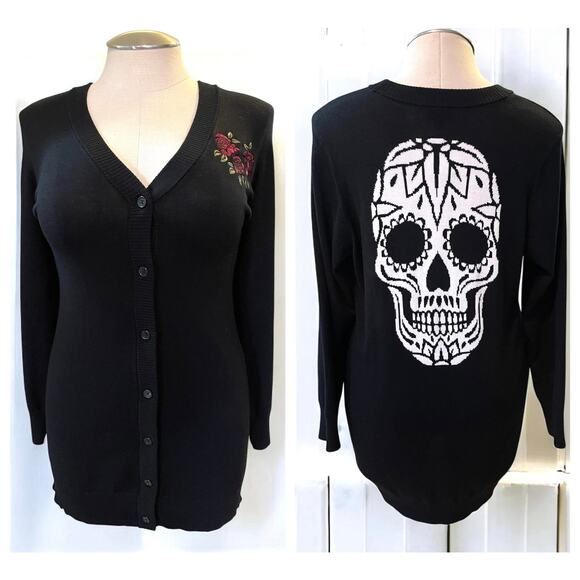 Torrid 2 (2X 18/20) Skull Tattoo Embroidered Roses Boyfriend Punk Goth Cardigan - Picture 1 of 4